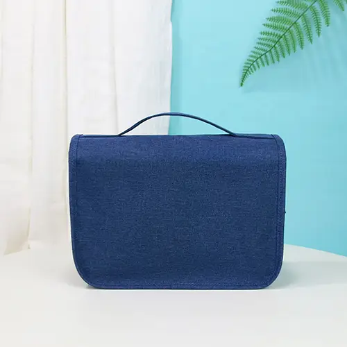 heather-gray-travel-toiletry-bag-with-interior-pockets