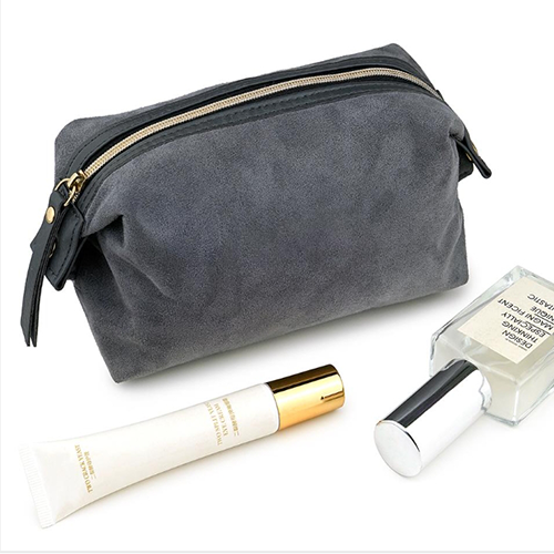 bk005-faux-suede-makeup-bag-texture-and-zipper-test