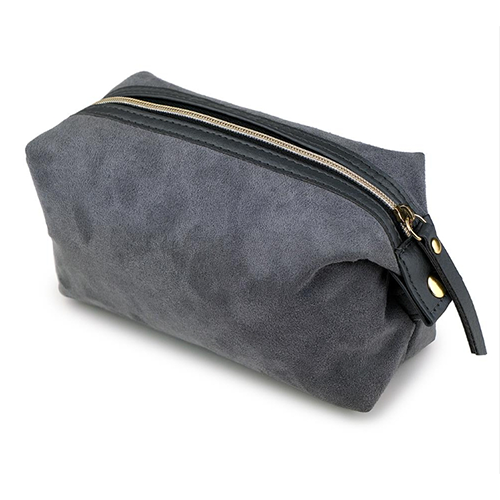 compact-travel-makeup-case-luxury-finish