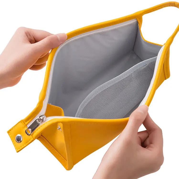 durable-waterproof-pu-cosmetic-pouch-texture durable-waterproof-pu-cosmetic-pouch-texture