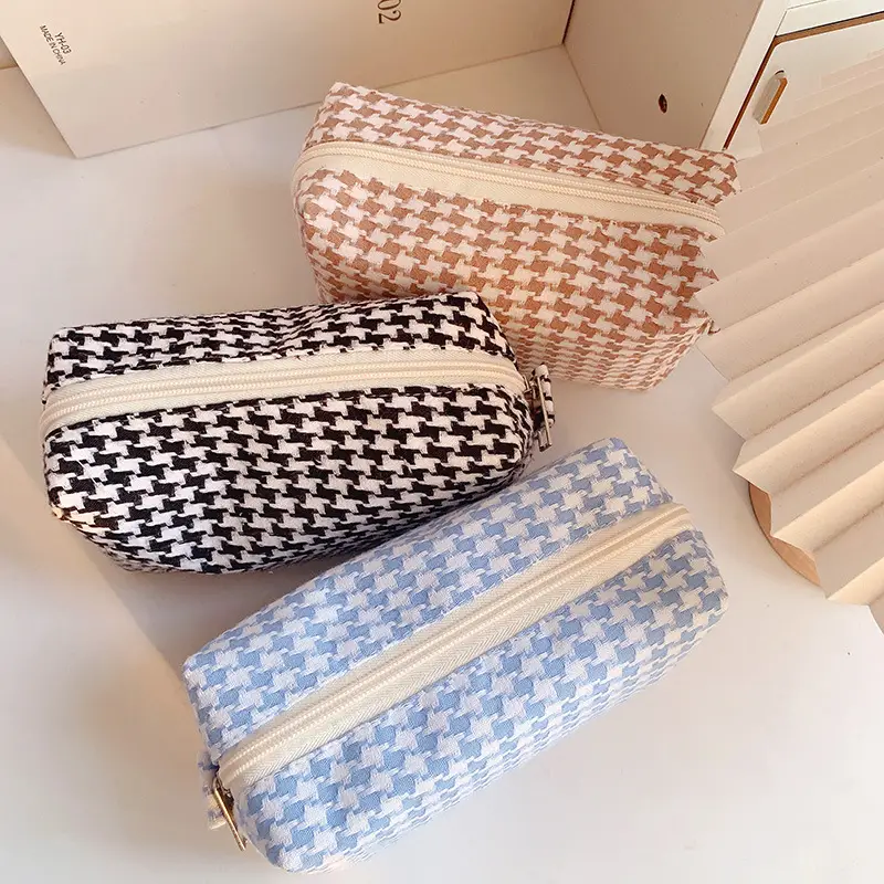 fashion-houndstooth-pouch-brand-collection