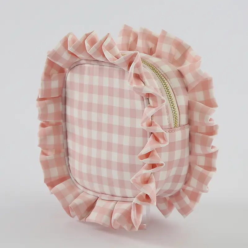 gingham-cosmetic-bag-factory-manufacturing-quality-control