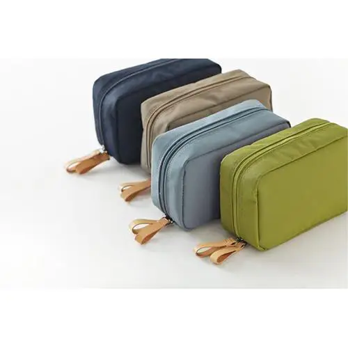 high-quality-zipper-detail-nylon-pouch