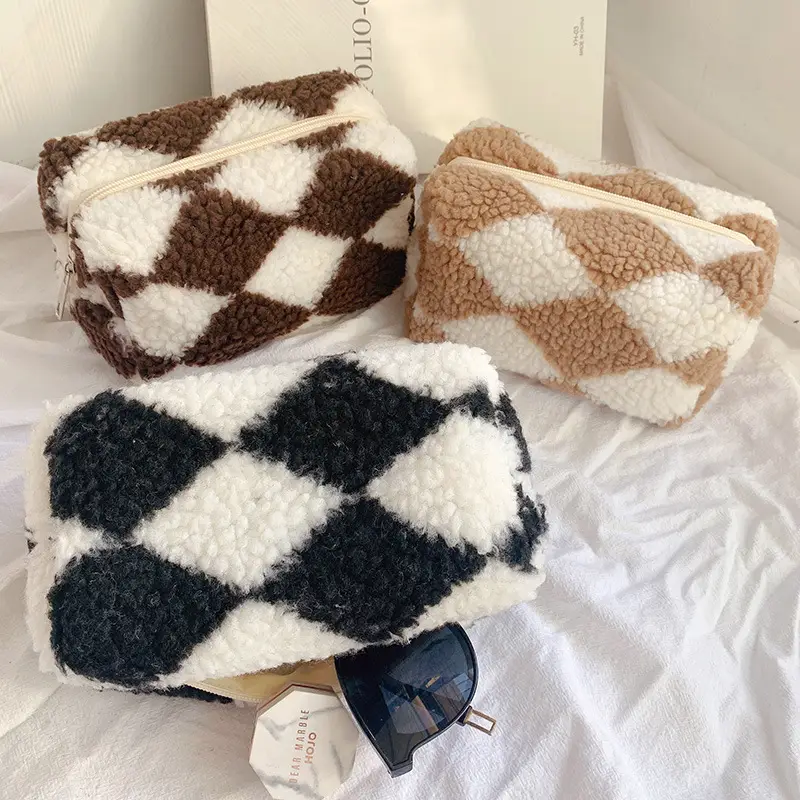 sherpa-cosmetic-bag-production-line-quality-control