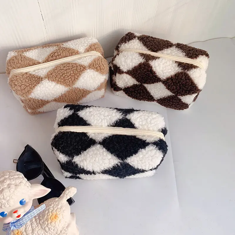 waterproof-lining-fleece-cosmetic-bag