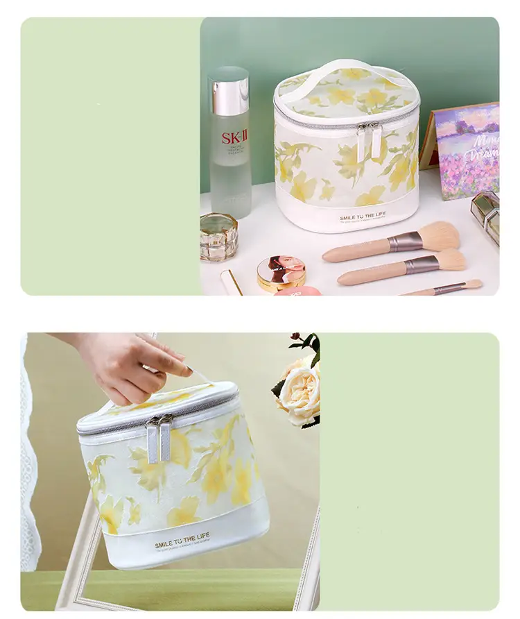 waterproof-lining-travel-toiletry-bag