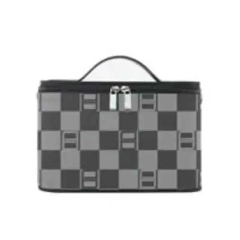 travel-black-makeup-organizer