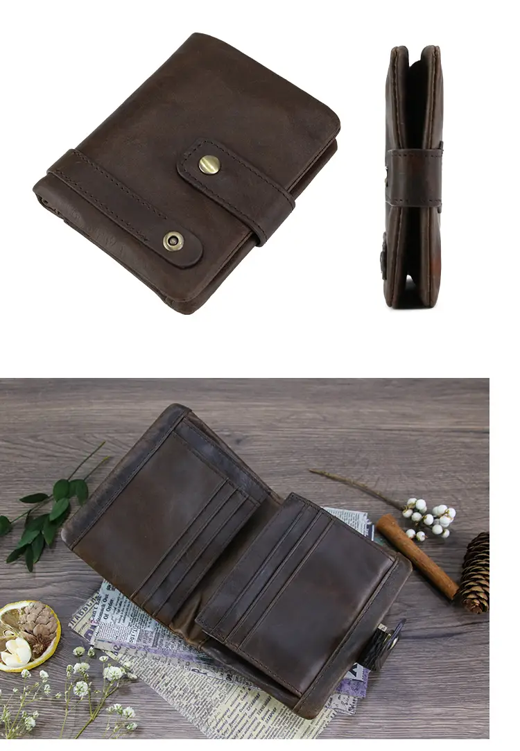 bearky-leather-wallet-custom-logo-embossing-detail bearky-leather-wallet-custom-logo-embossing-detail
