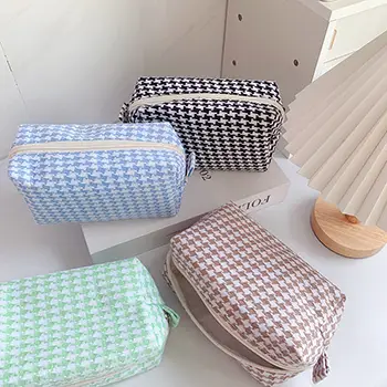 Wholesale Houndstooth Cosmetic Bag | Elegant Makeup Organizer with Pastel Colors for Beauty Brands & Retailers