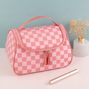 Checkered Pattern Cosmetic Bag – Spacious Portable Travel Makeup Organizer