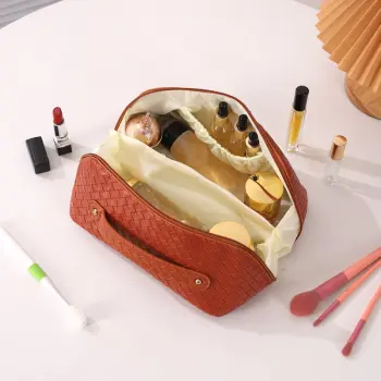 Bearky Nice Durable Cheap Price Premium Casual Pu Leather for Daily Use Portable Storage Makeup Bag